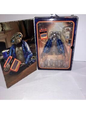 Neca Ultimate Telepathic ET Action Figure NIB 40th Anniversary